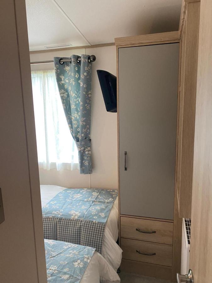 Lake District Prestige Caravan, 3 Bedrooms, Sleeps 8 On Haven Holiday Park Flookburgh Eksteriør billede
